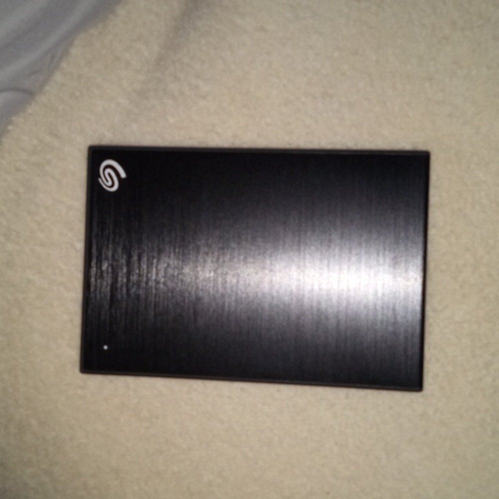 WD 2TB game drive/ Seagate 4TB gamedrive